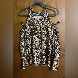 Venus Leopard Cold Shoulder Blouse Size Large runs like Medium